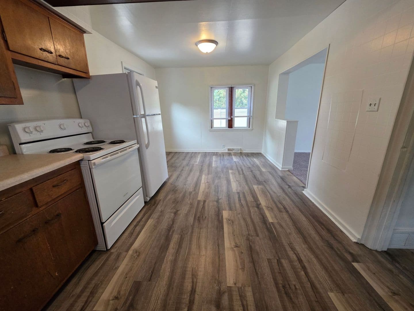 Green Bay House: 935 Dousman Street