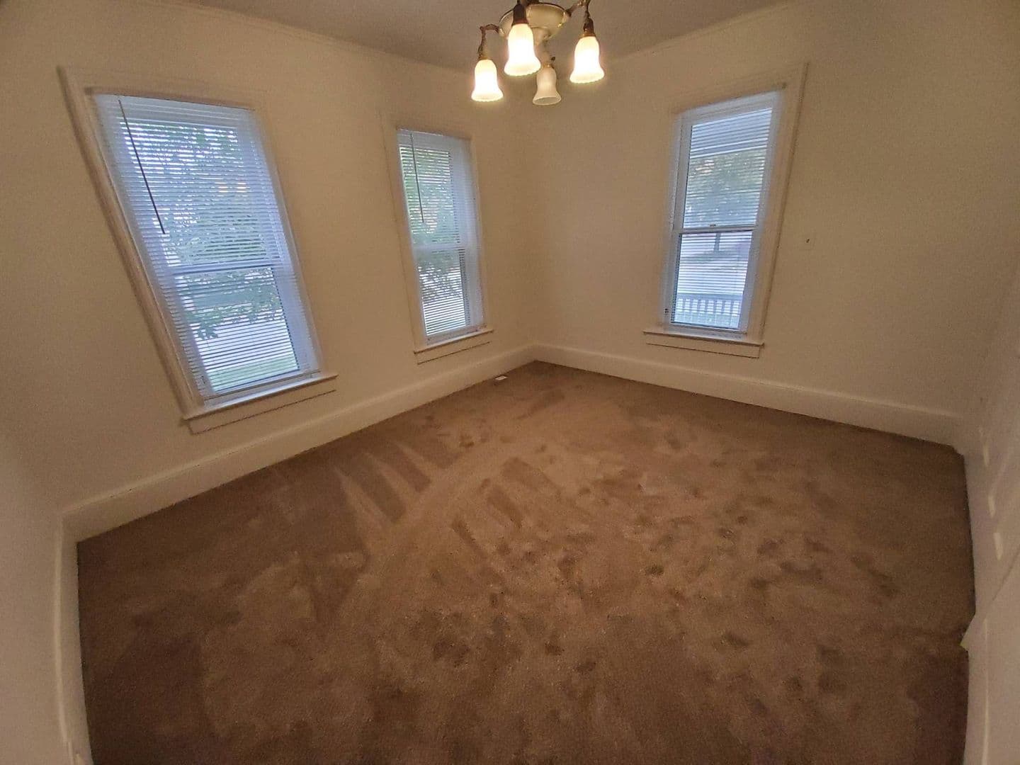 Appleton House: 702 N Oneida Street