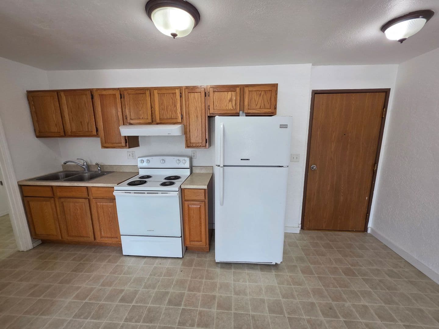 Kaukauna Apartment: 153 E 2nd Street