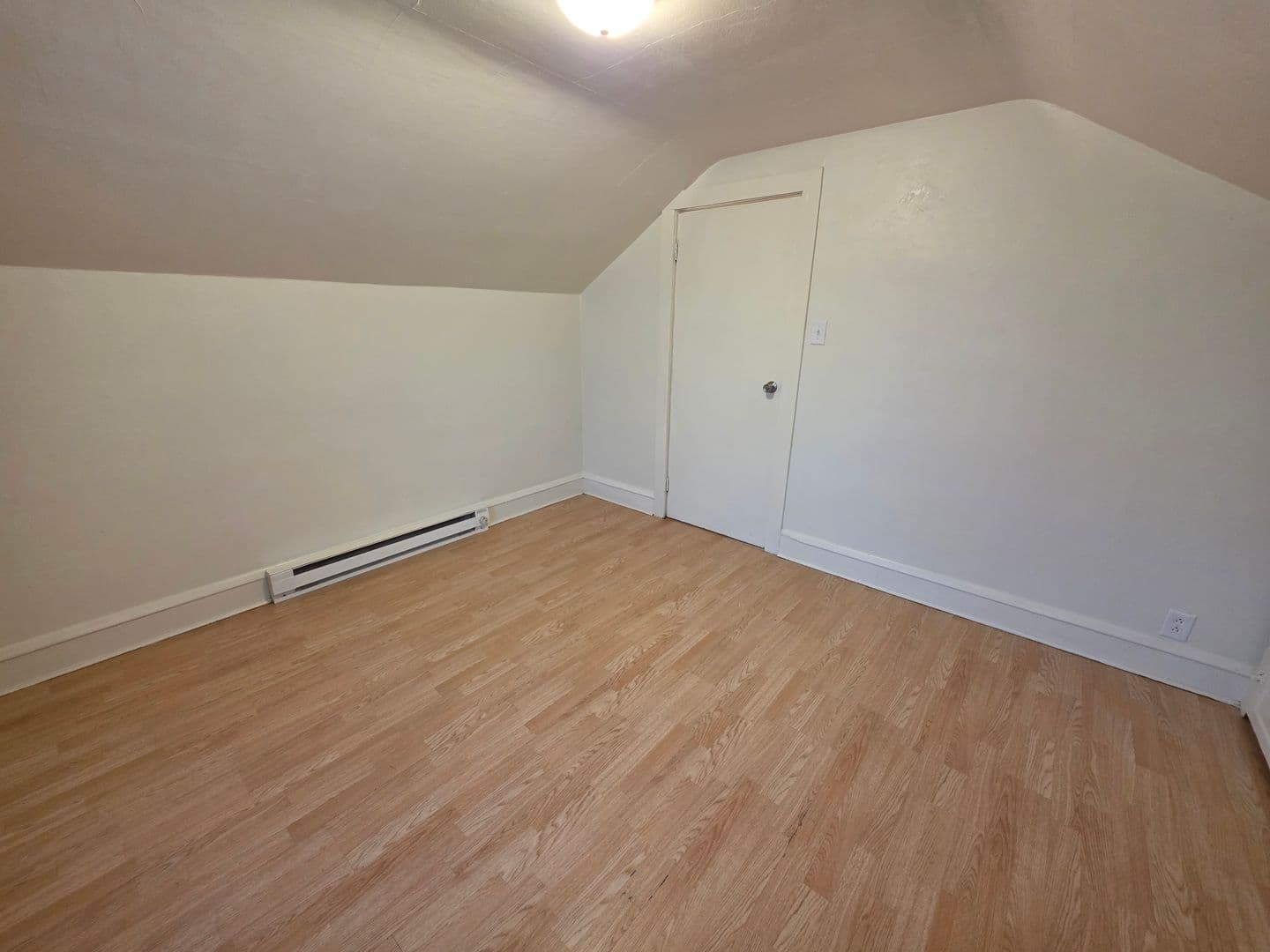 Appleton House: 216 S Mason Street