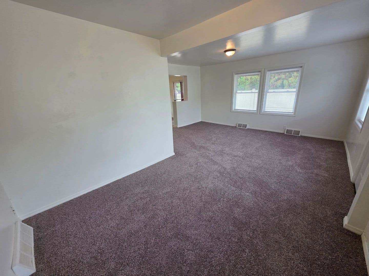 Green Bay House: 935 Dousman Street
