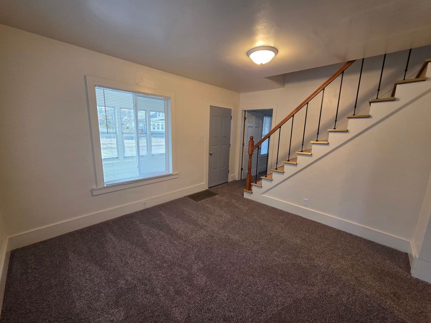 Appleton House: 216 S Mason Street