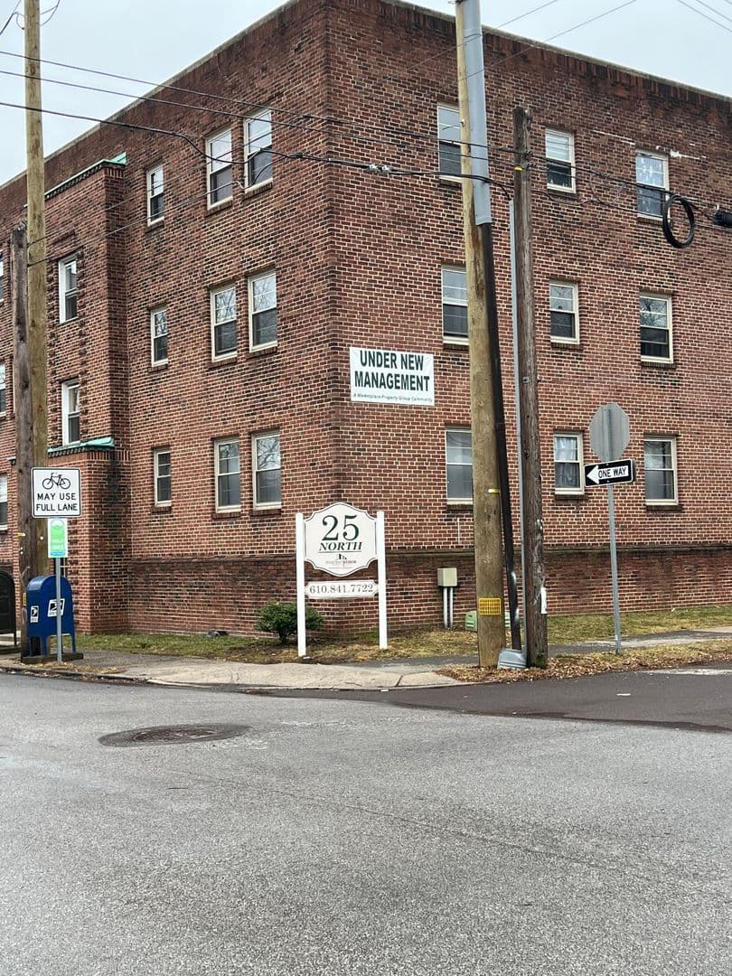 Pottstown Apartment: 25 N Franklin St