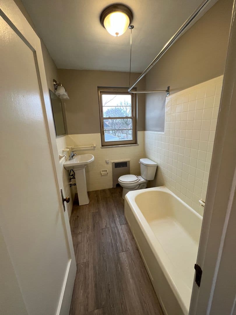 Pottstown Apartment: 25 N Franklin St