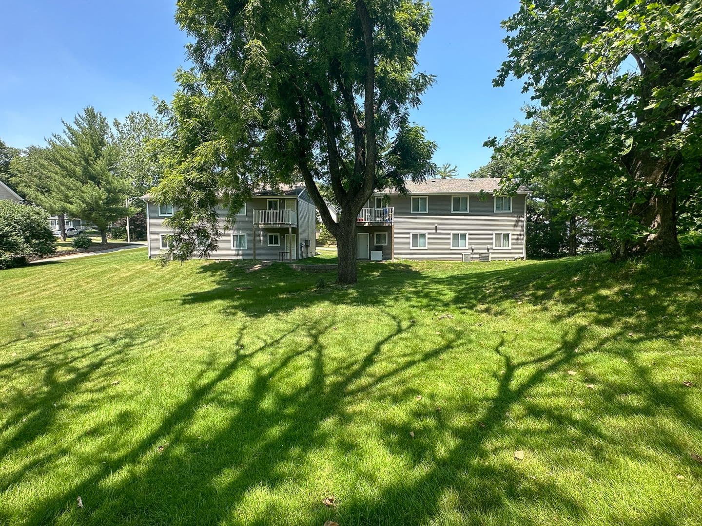 Ames House: 3112 West St
