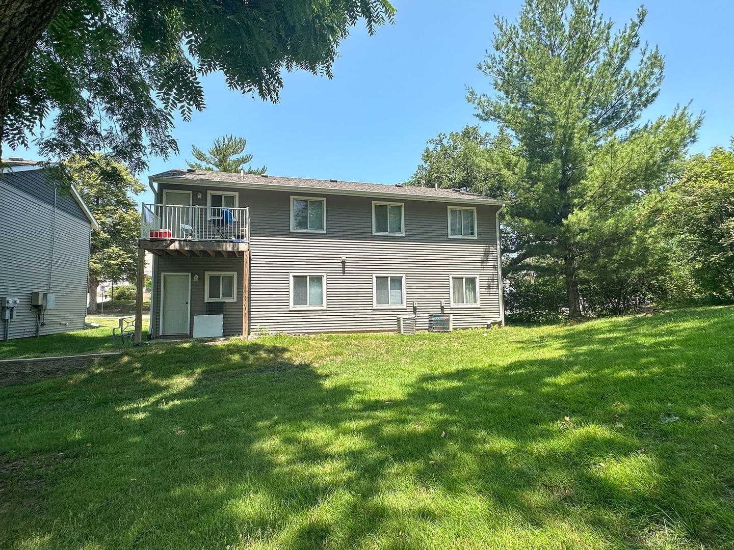 Ames House: 3106 West St