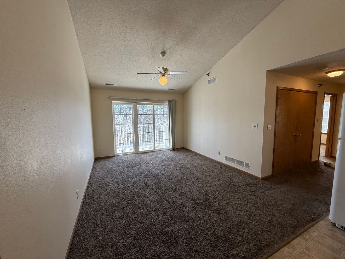 Ames Apartment: 219 Crystal St