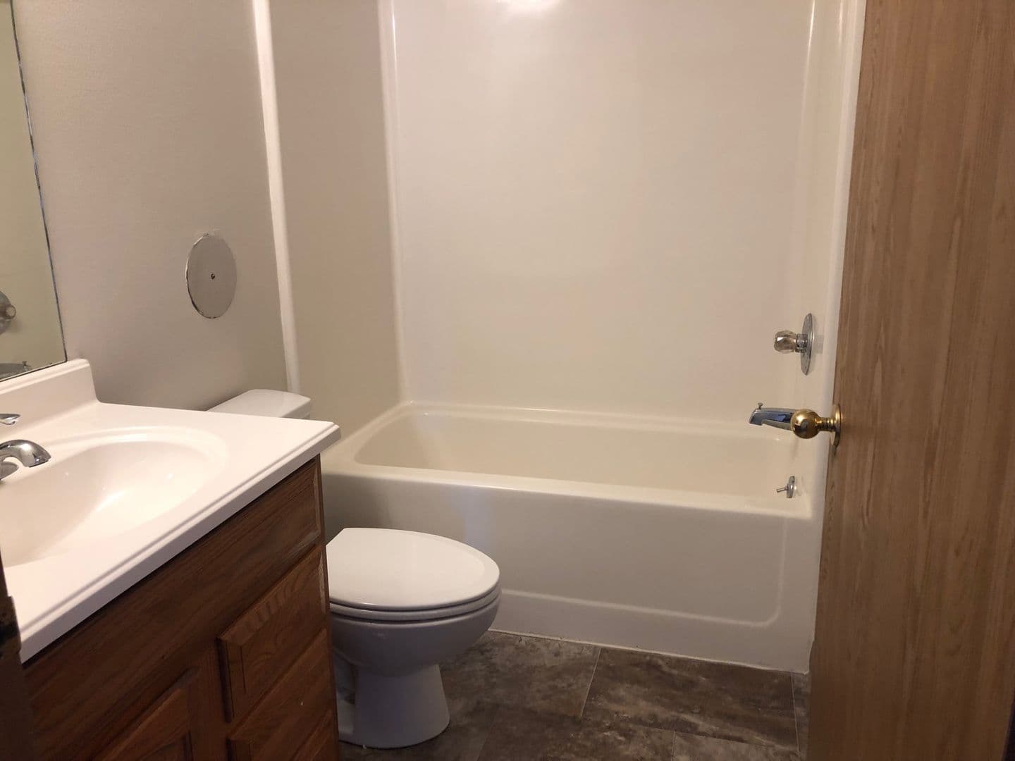 Ames Apartment: 645 Stonehaven Drive