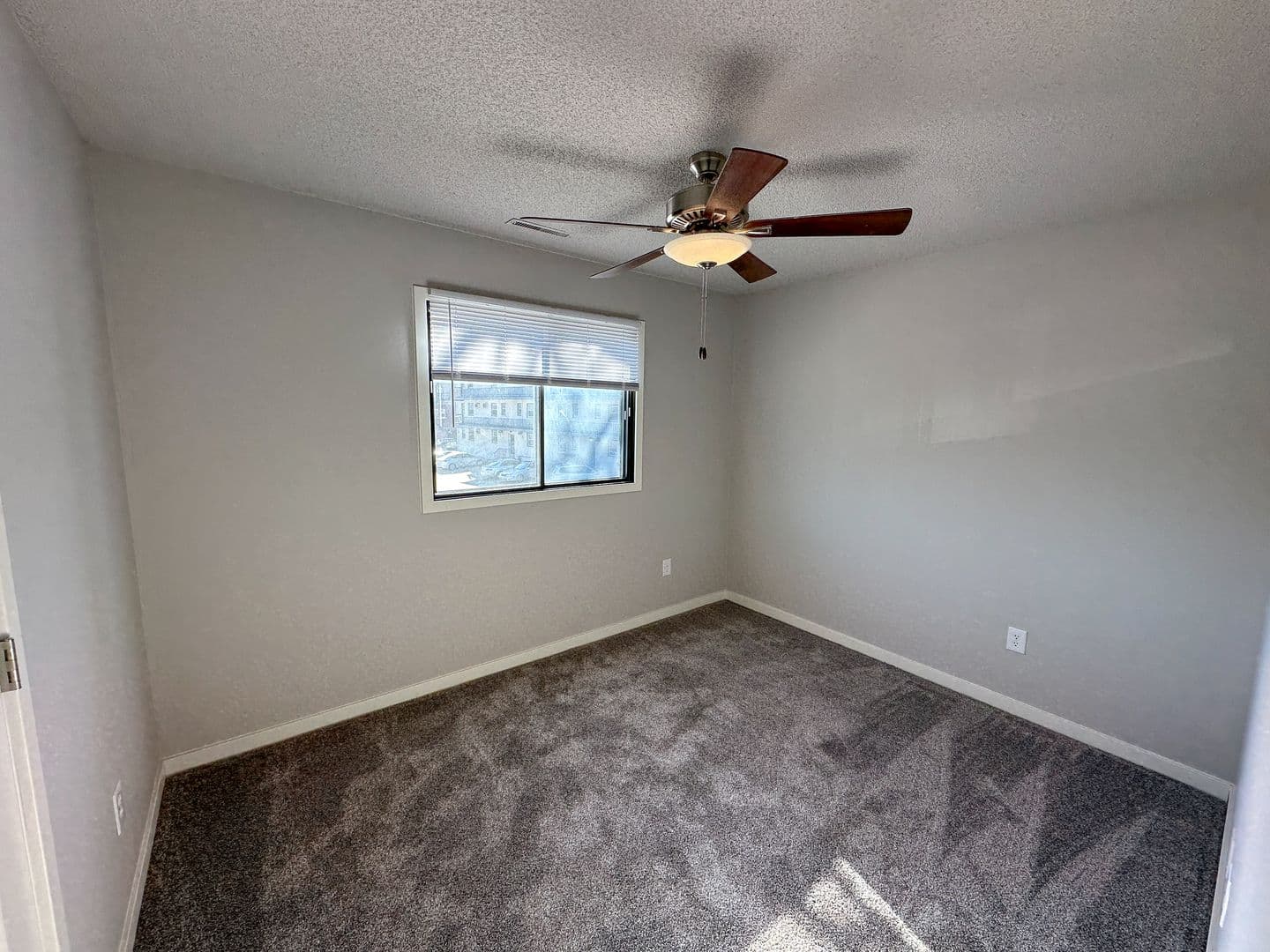 Ames Apartment: 312 Hillcrest Ave
