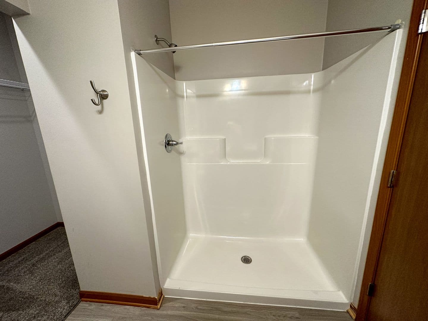Ames Apartment: 135 Campus