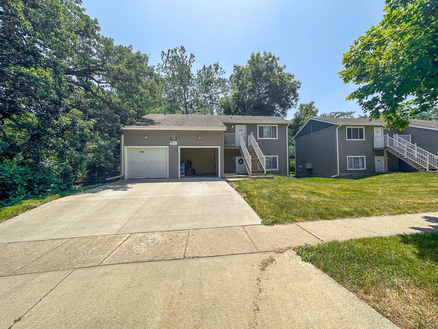 Ames House: 3106 West St
