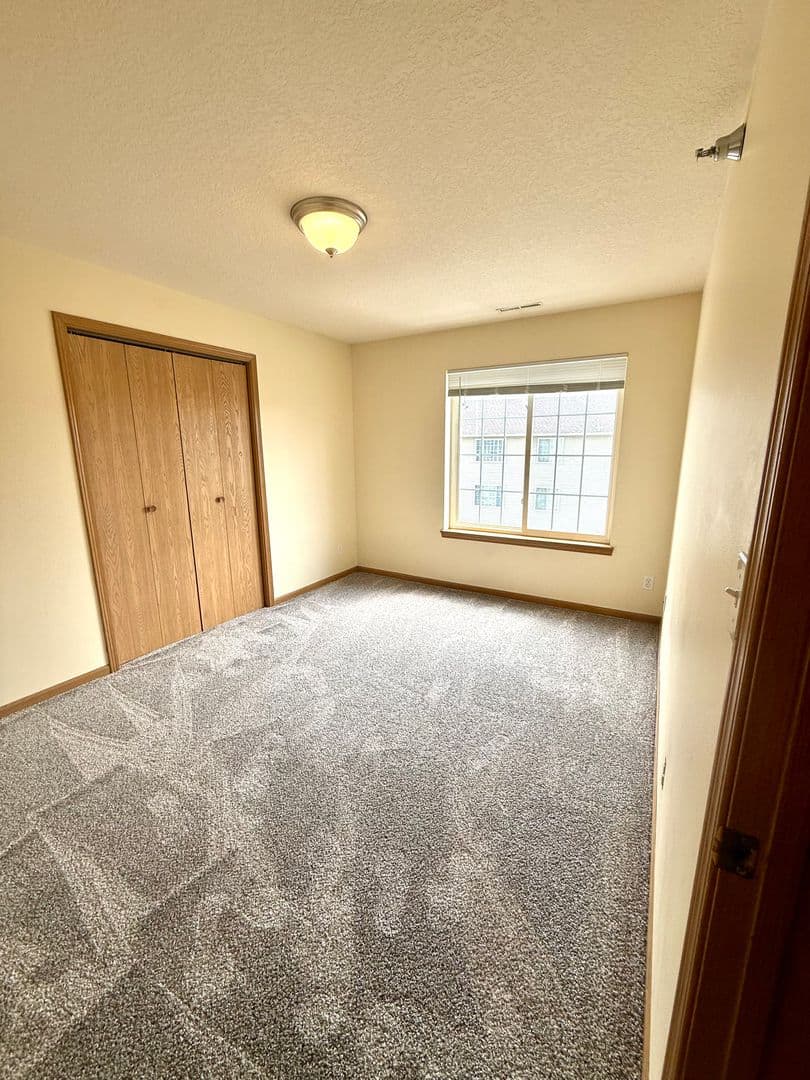 Ames Apartment: 219 Crystal St