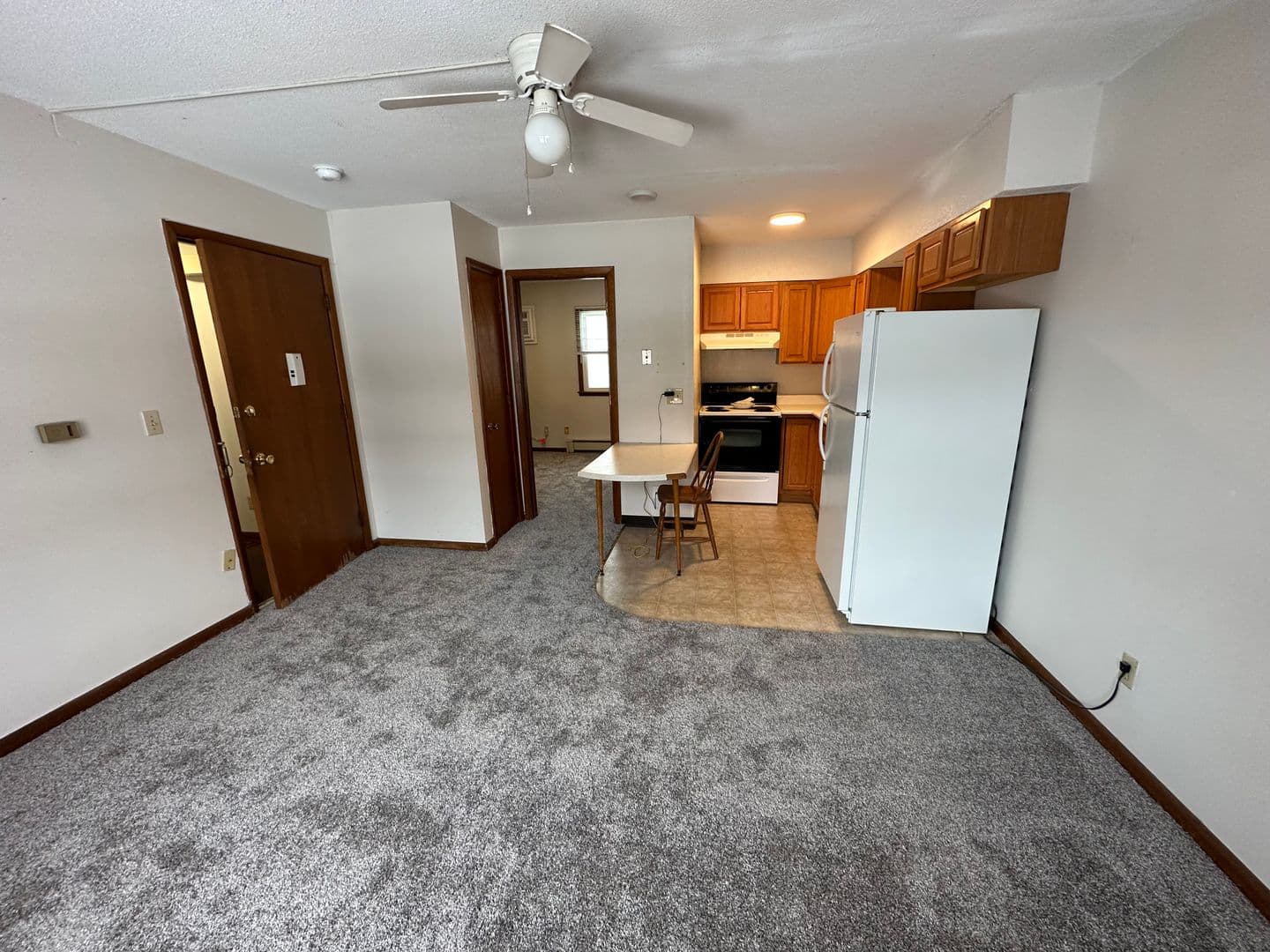 Ames Apartment: 2931 West St