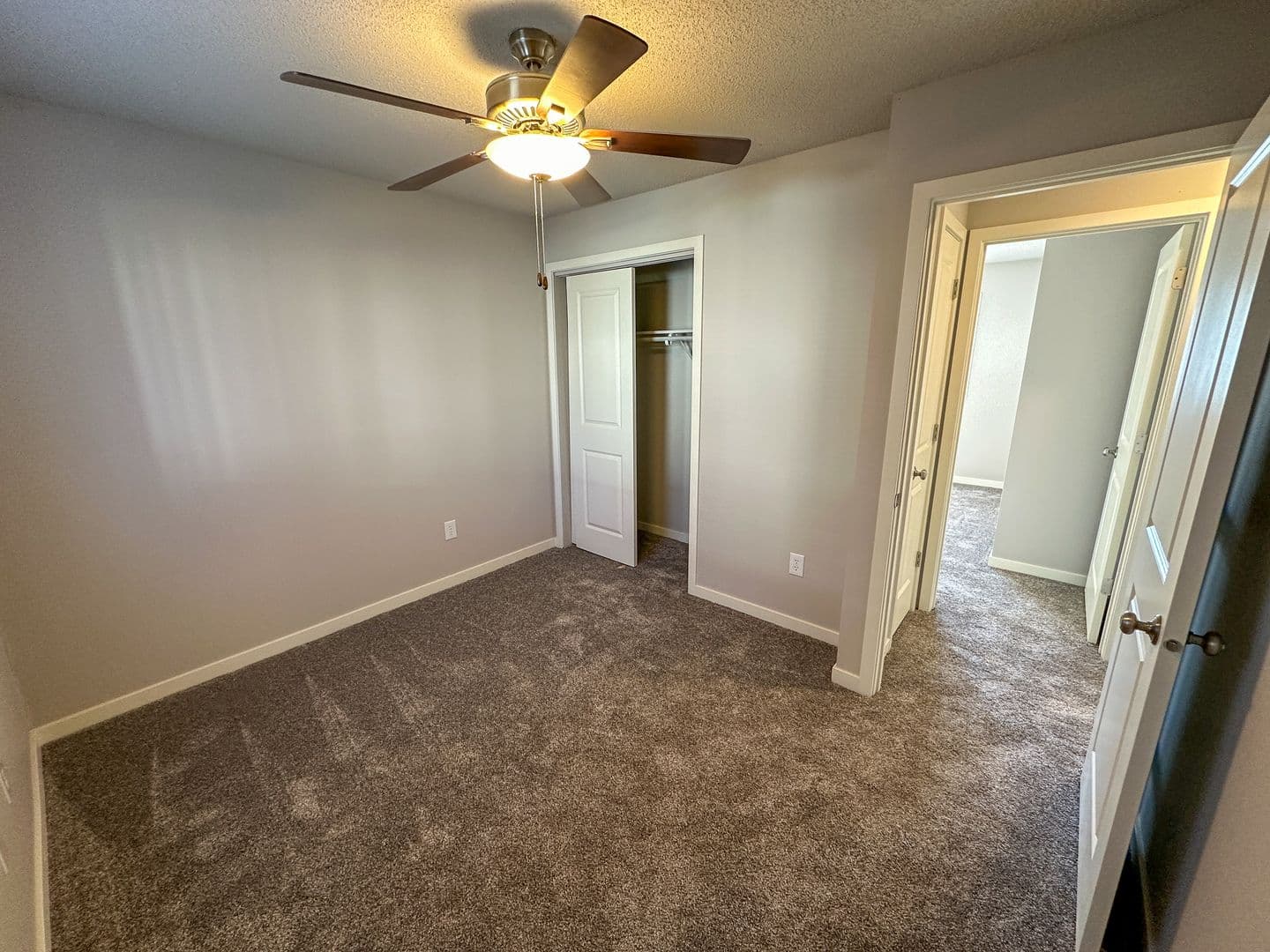 Ames Apartment: 312 Hillcrest Ave