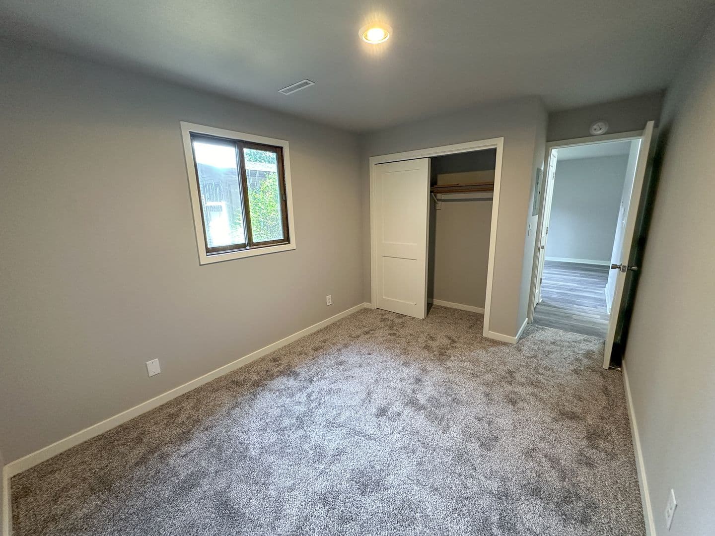 Ames Apartment: 3319 Story Street