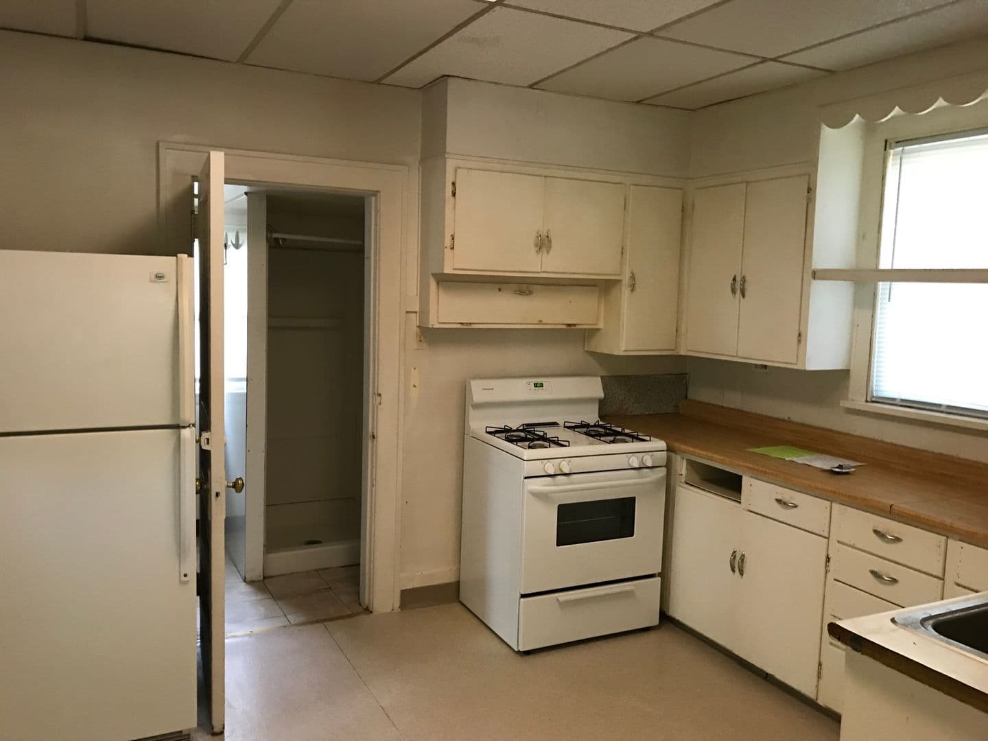 Ames House: 2862 Lincoln Way