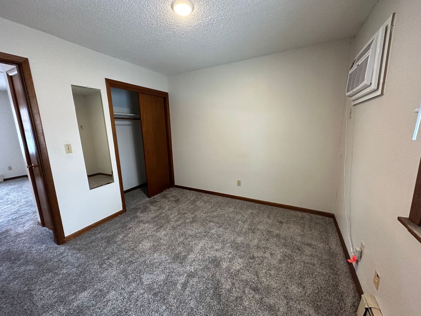 Ames Apartment: 2931 West St
