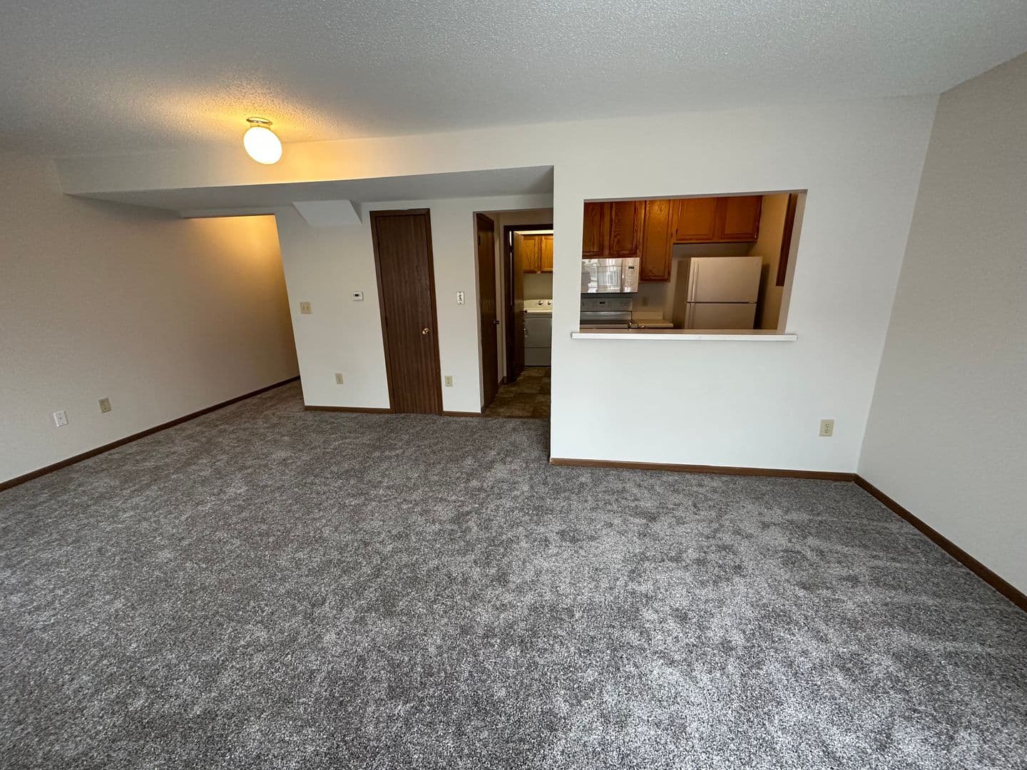 Ames Apartment: 1525 Little Bluestem Ct