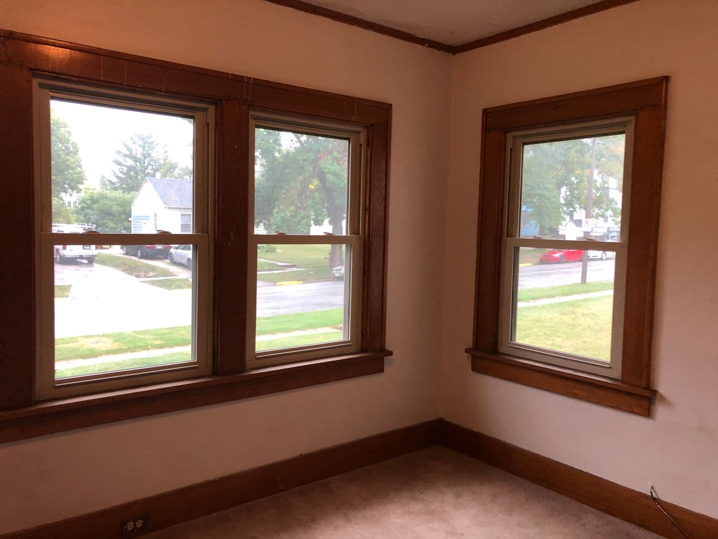 Ames Apartment: 121 Howard Ave