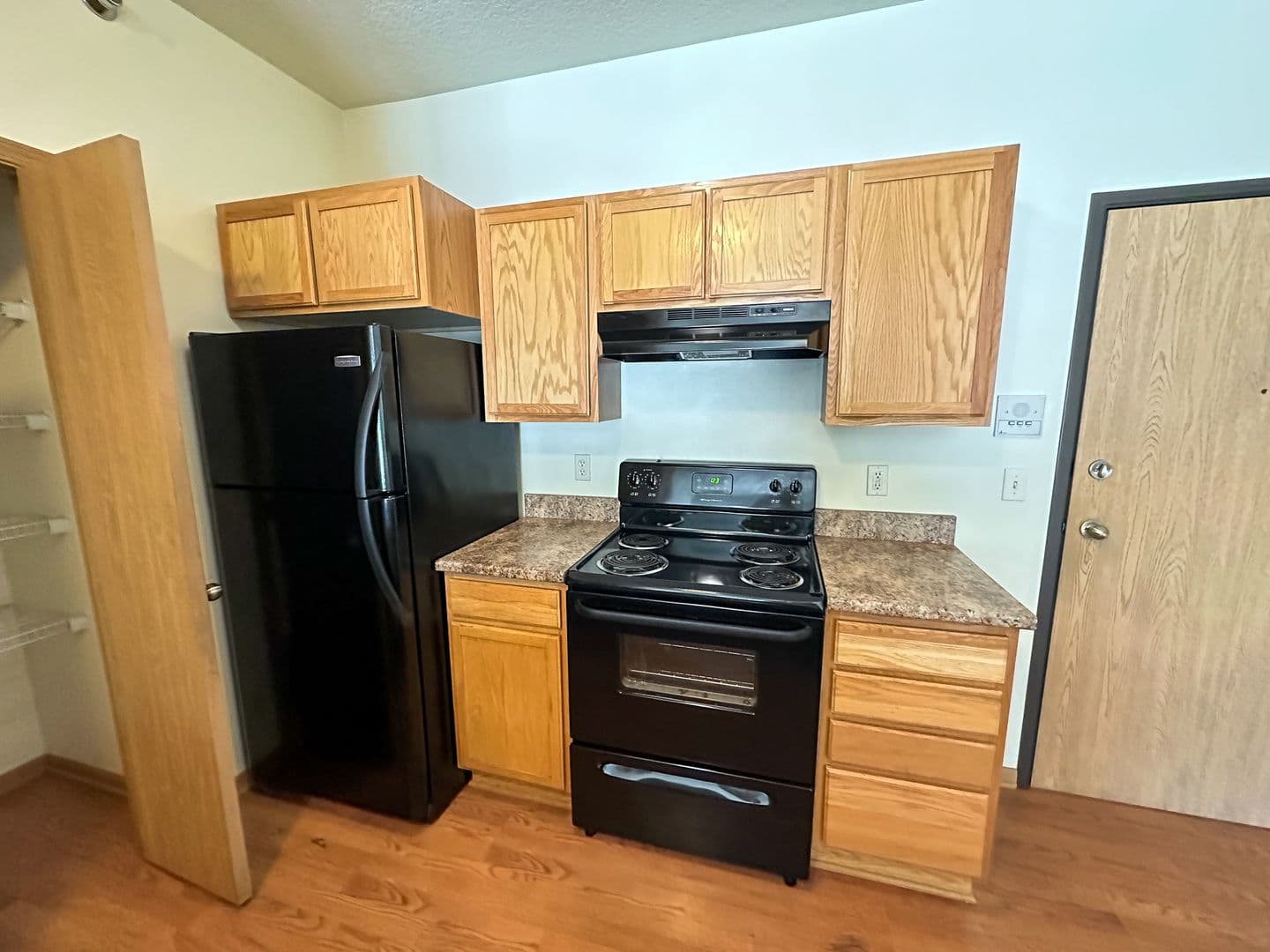 Ames Apartment: 205 Beach Ave