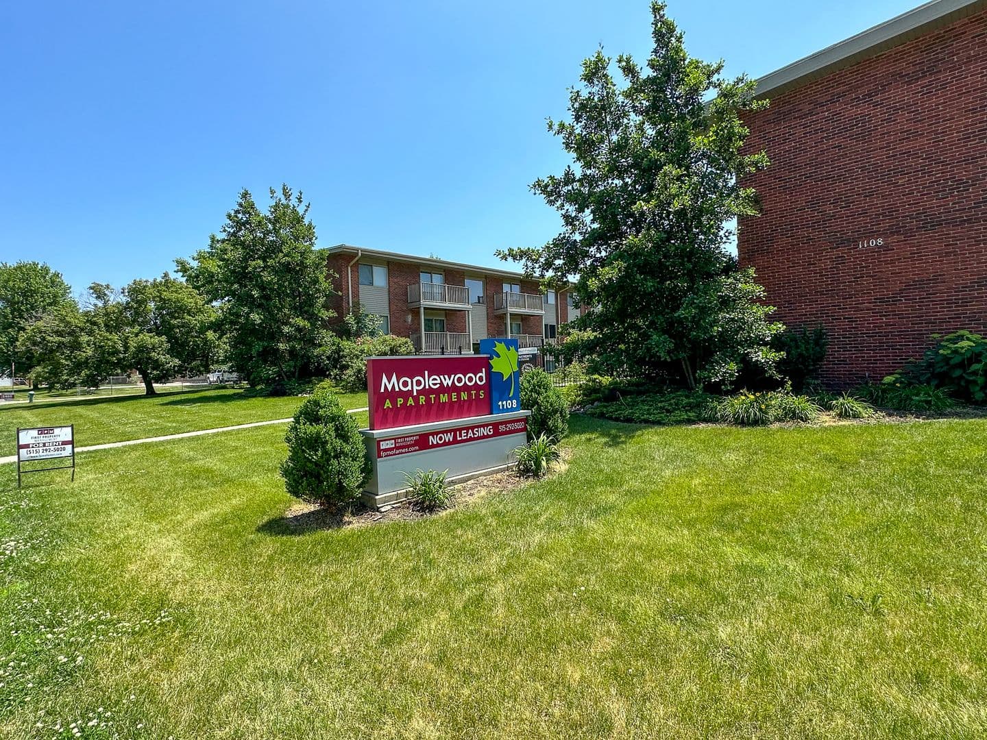 Ames Apartment: 1108 S. 4th St