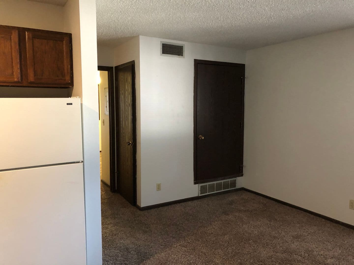 Ames Apartment: 3319 Story Street