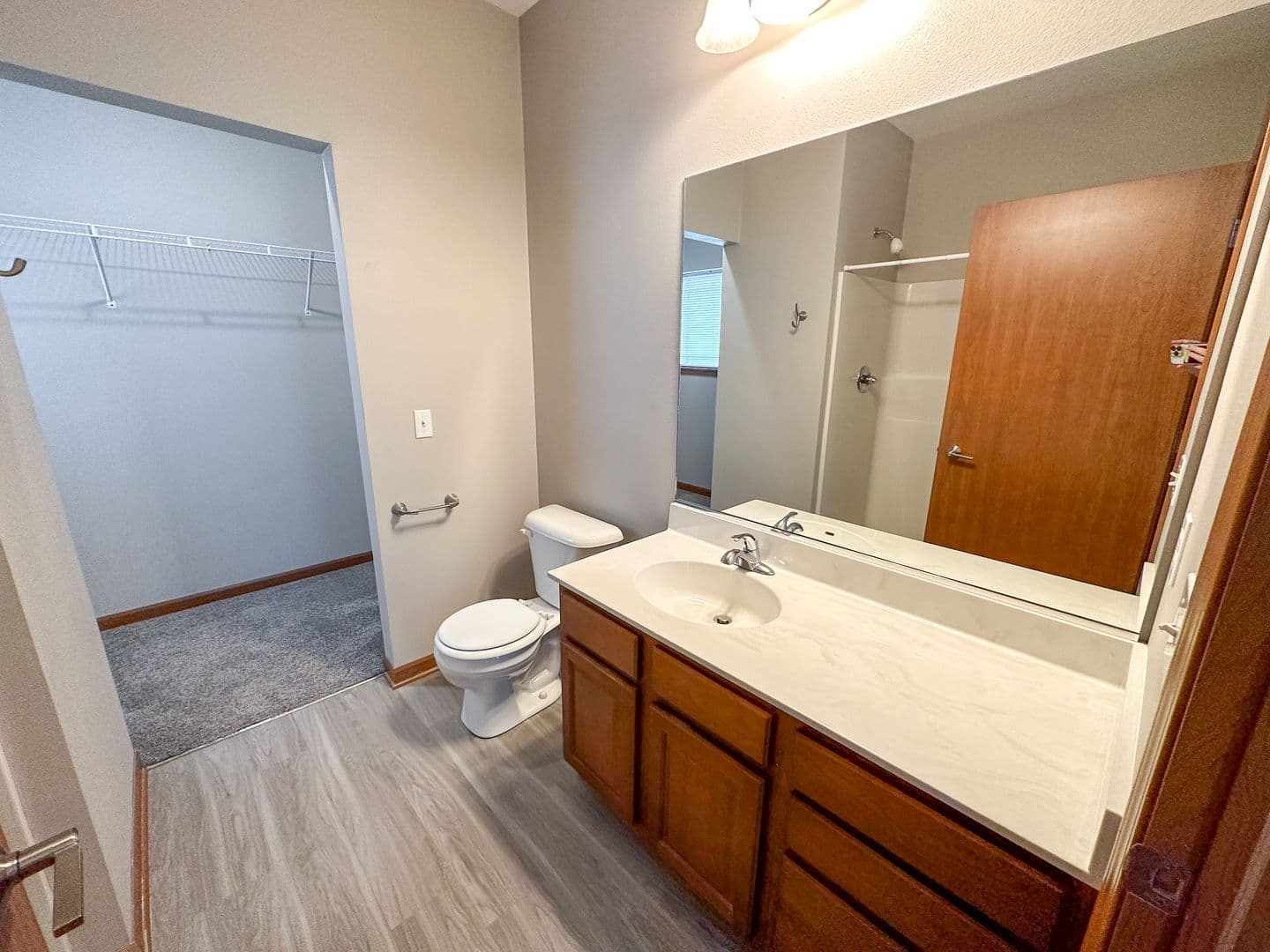 Ames Apartment: 135 Campus