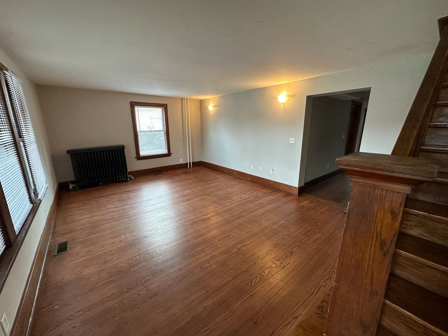 Ames House: 225 Sheldon Ave