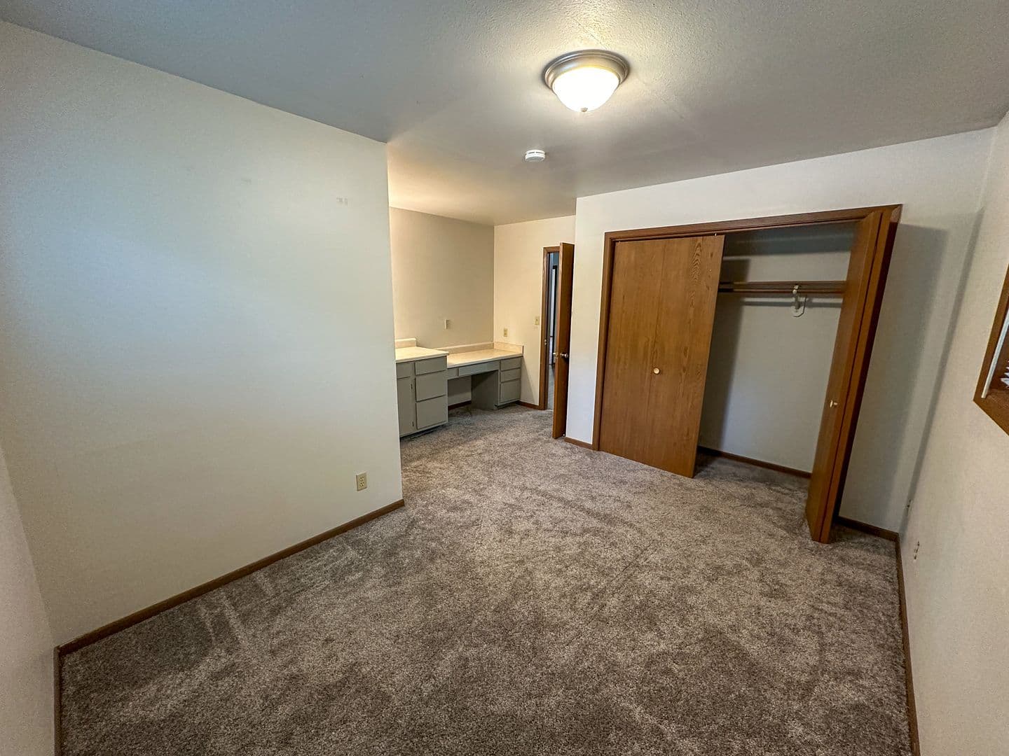 Ames House: 3010 Oakland St