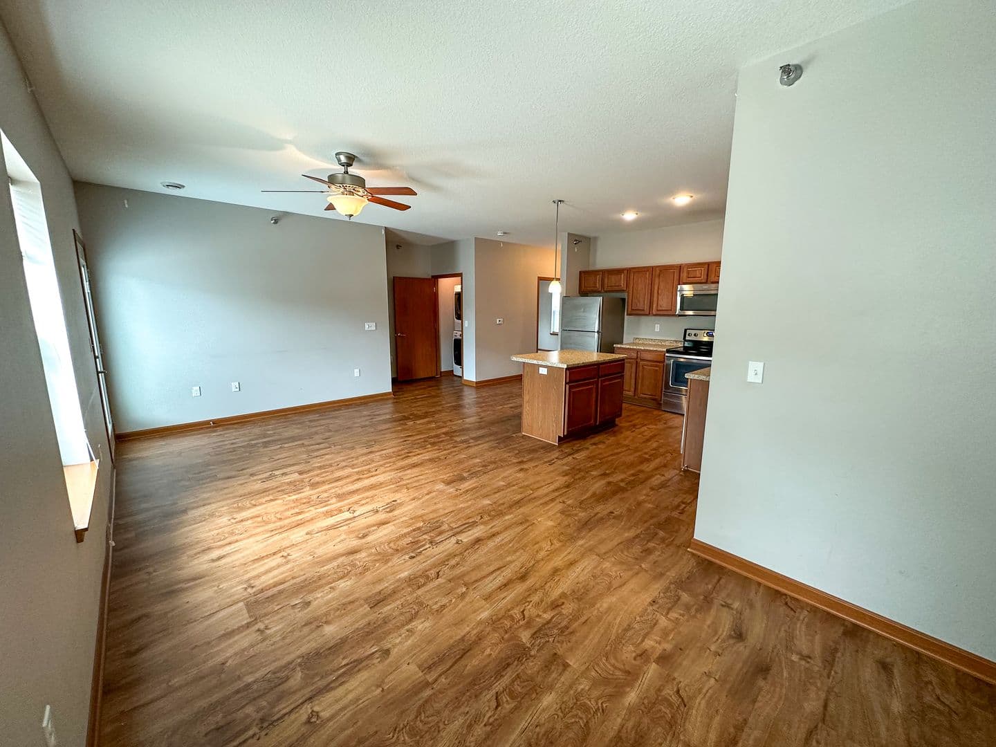 Ames Apartment: 135 Campus