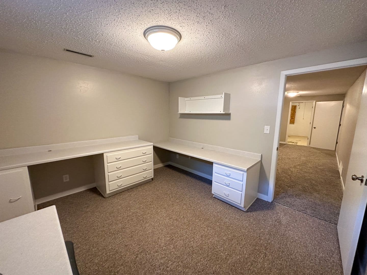 Ames House: 3419 Taft Ave