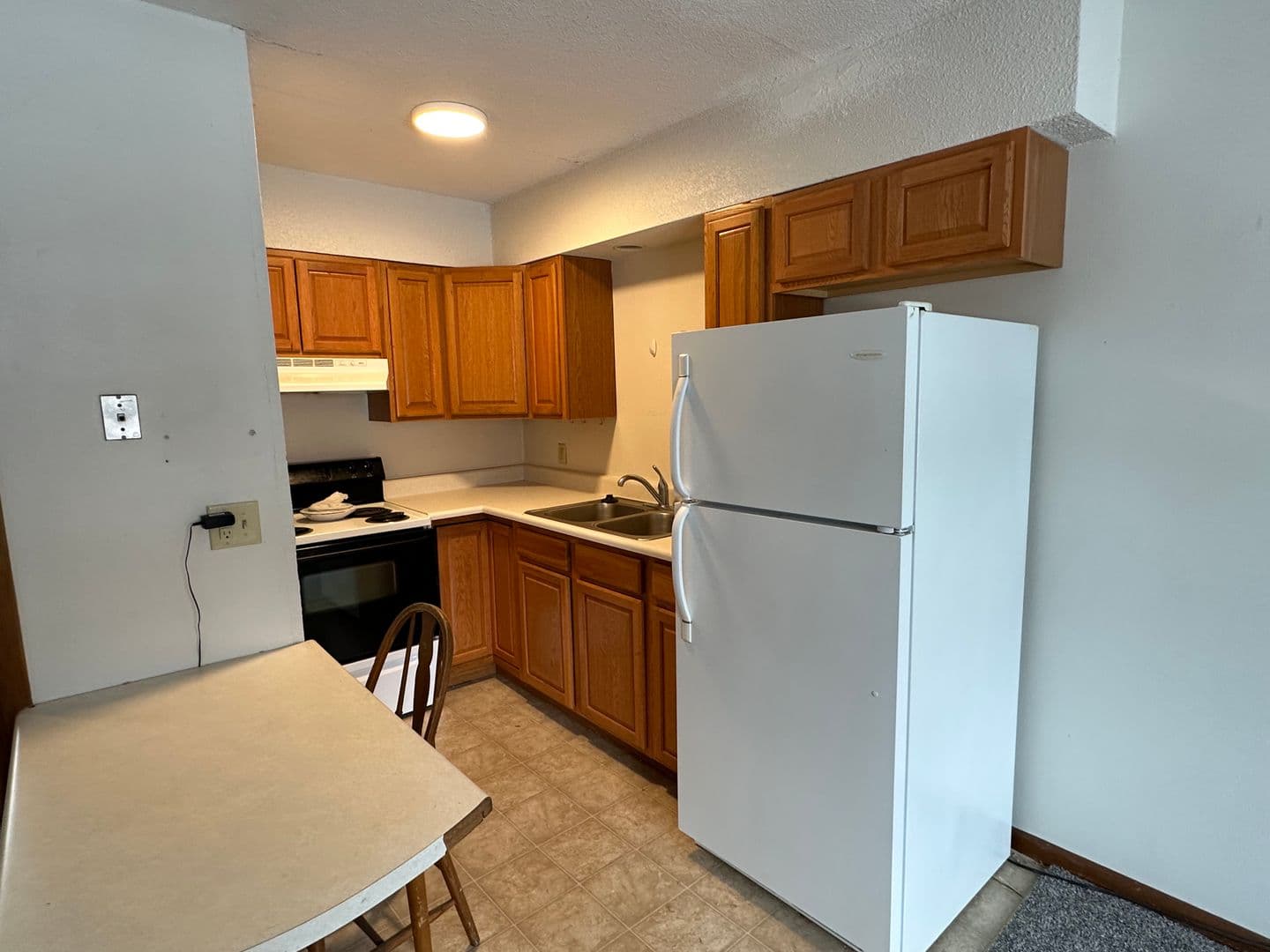 Ames Apartment: 2931 West St