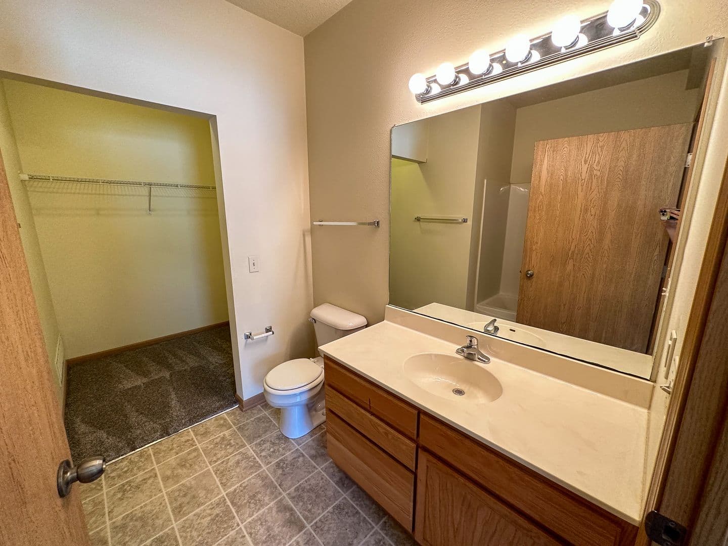 Ames Apartment: 205 Beach Ave