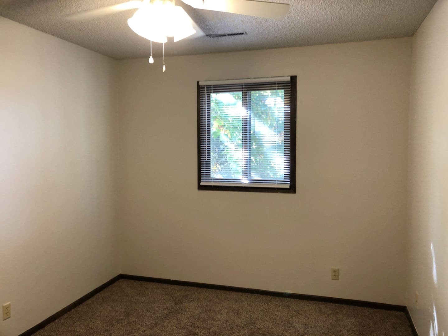 Ames Apartment: 3319 Story Street