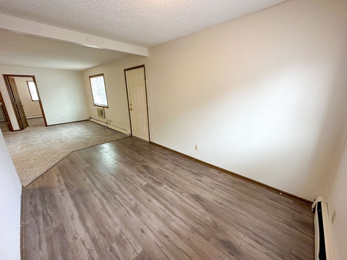 Ames Apartment: 321 Stanton Ave