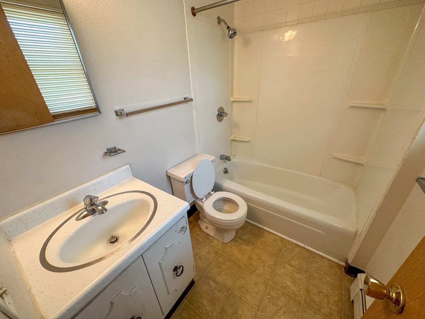 Ames Apartment: 2929 West St