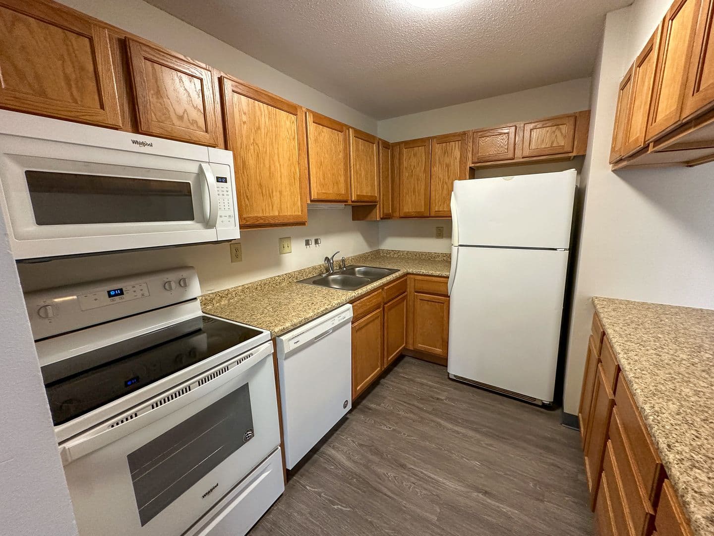 Ames Apartment: 247 Sheldon Ave