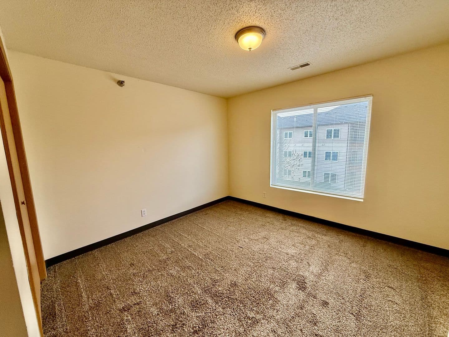 Ames Apartment: 221 Crystal St