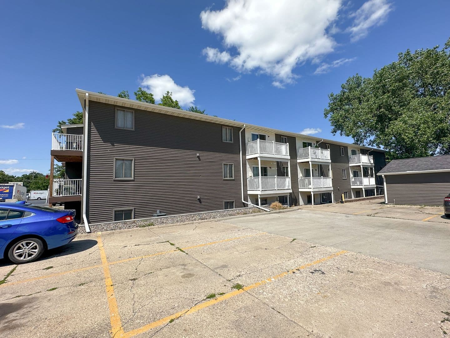 Ames Apartment: 126 Beedle Drive