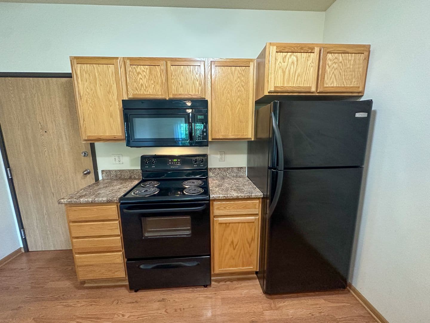 Ames Apartment: 205 Beach Ave