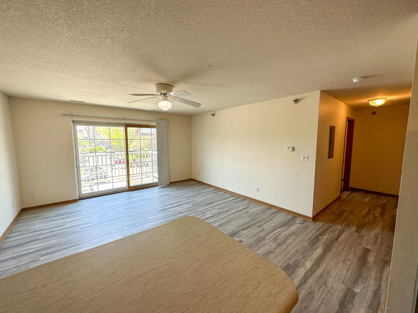 Ames Apartment: 121 Beach Ave