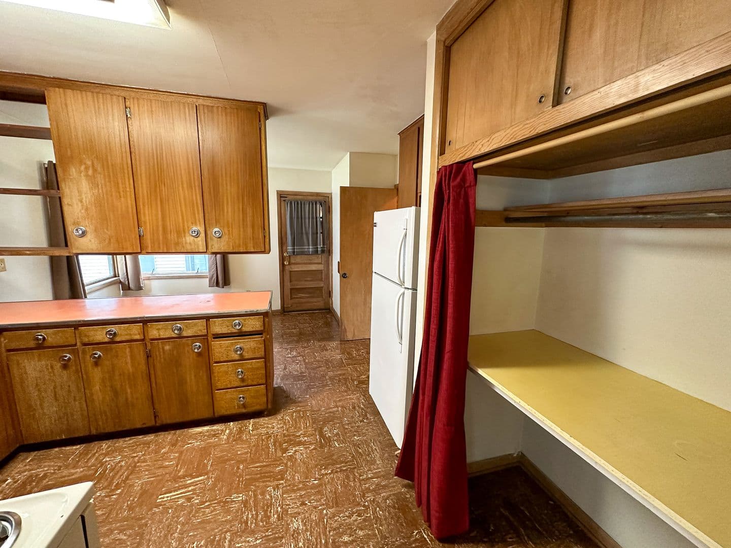 Ames Apartment: 3319 Story Street