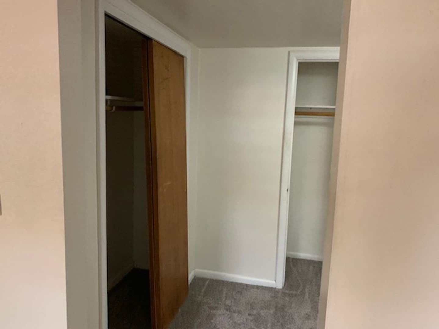 Ames Apartment: 1108 S. 4th St