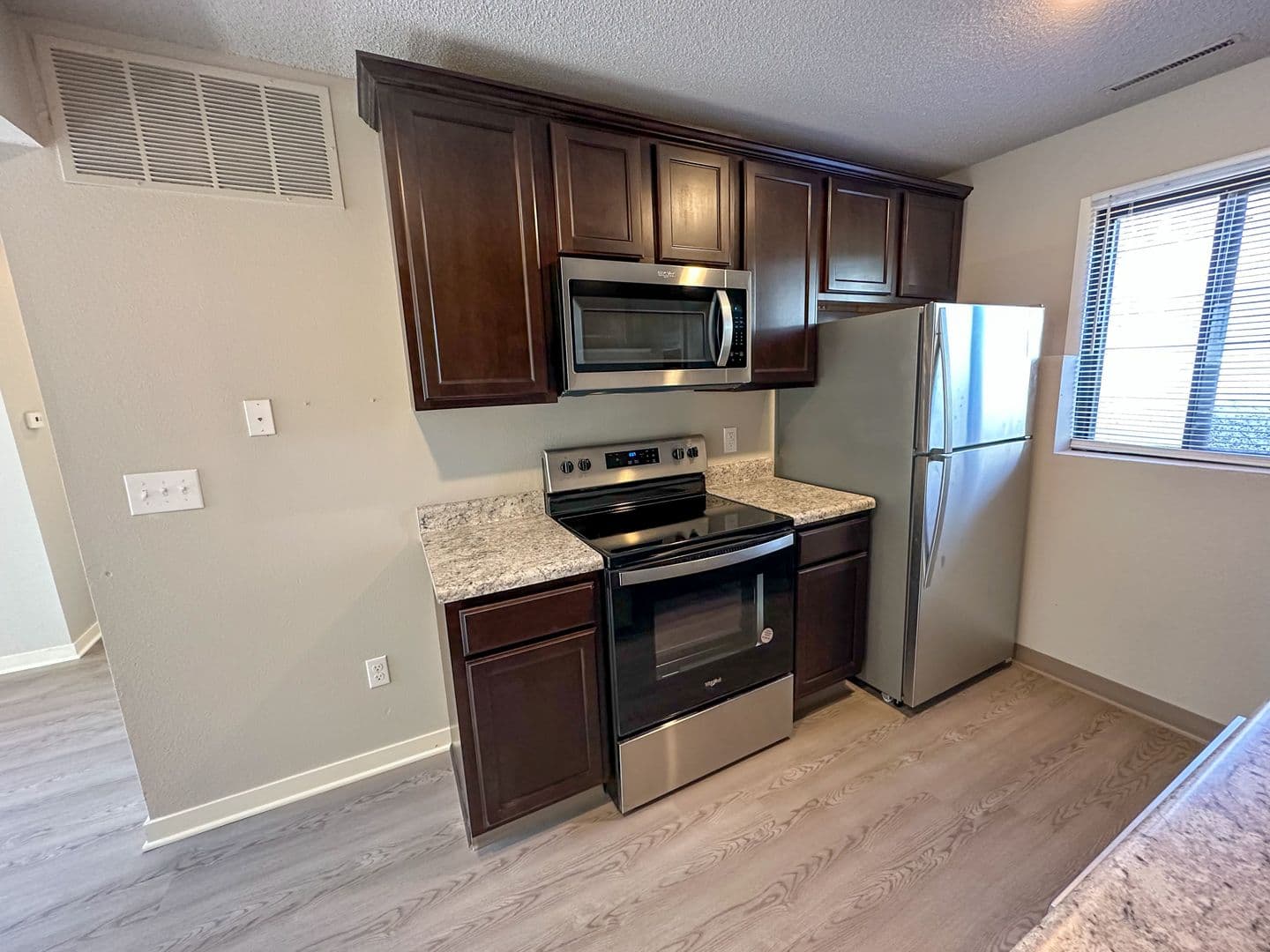 Ames Apartment: 312 Hillcrest Ave