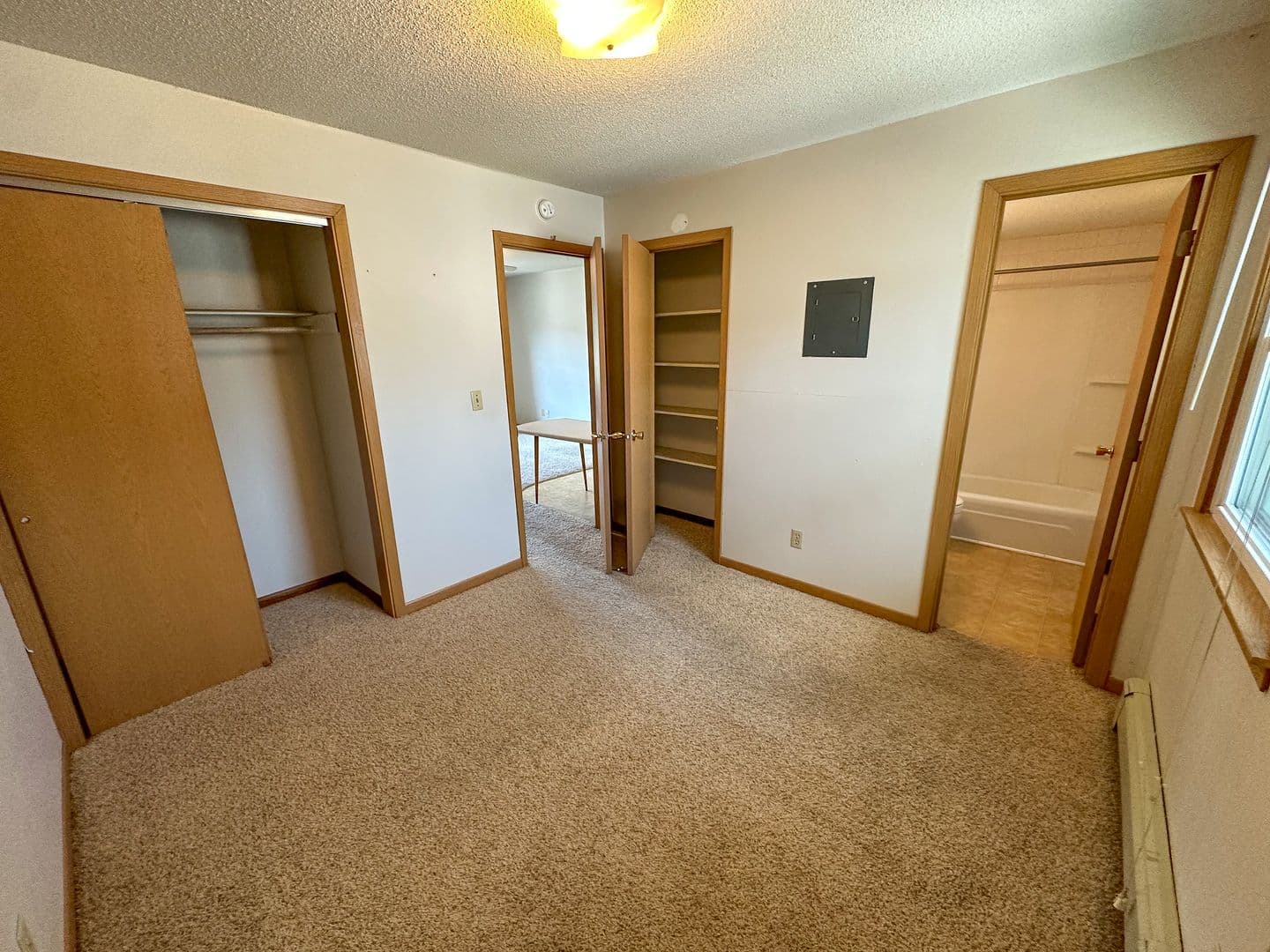 Ames Apartment: 2929 West St