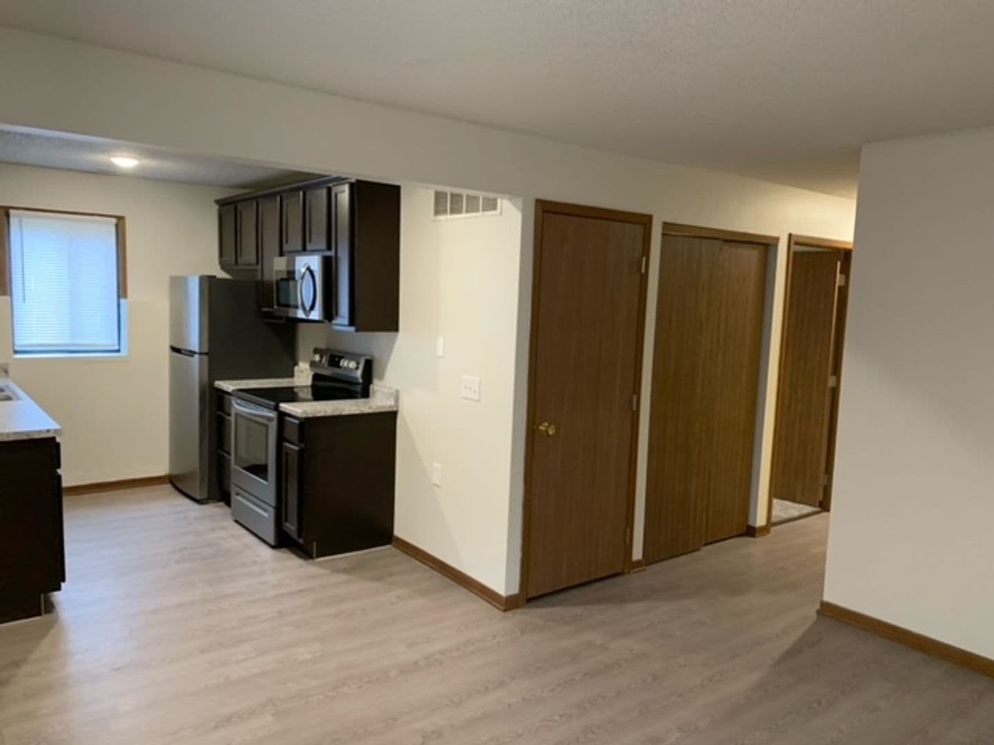 Ames Apartment: 312 Hillcrest Ave
