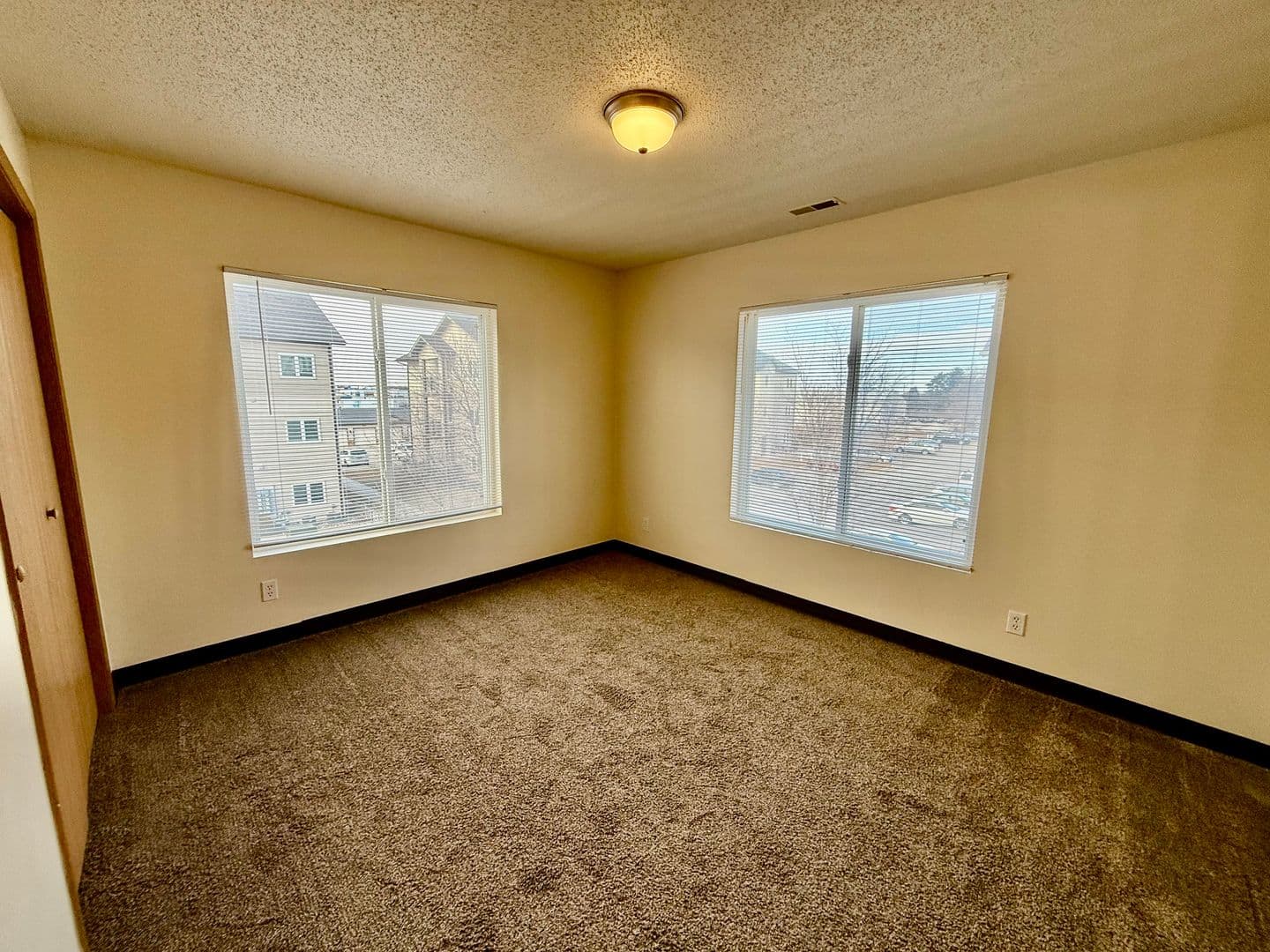 Ames Apartment: 221 Crystal St
