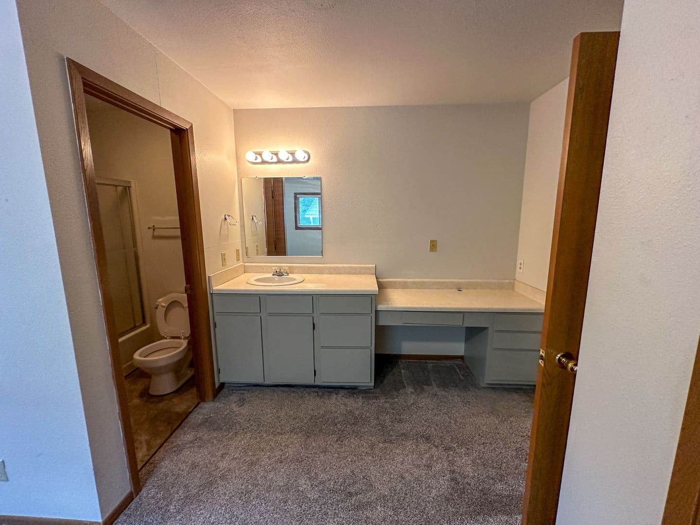 Ames House: 3012 Oakland St