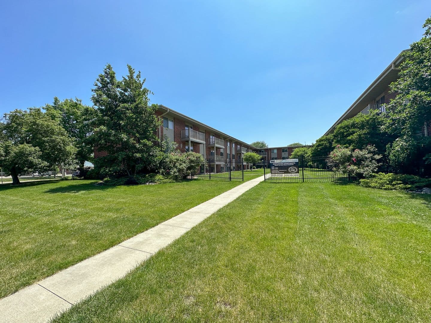 Ames Apartment: 1108 S. 4th St