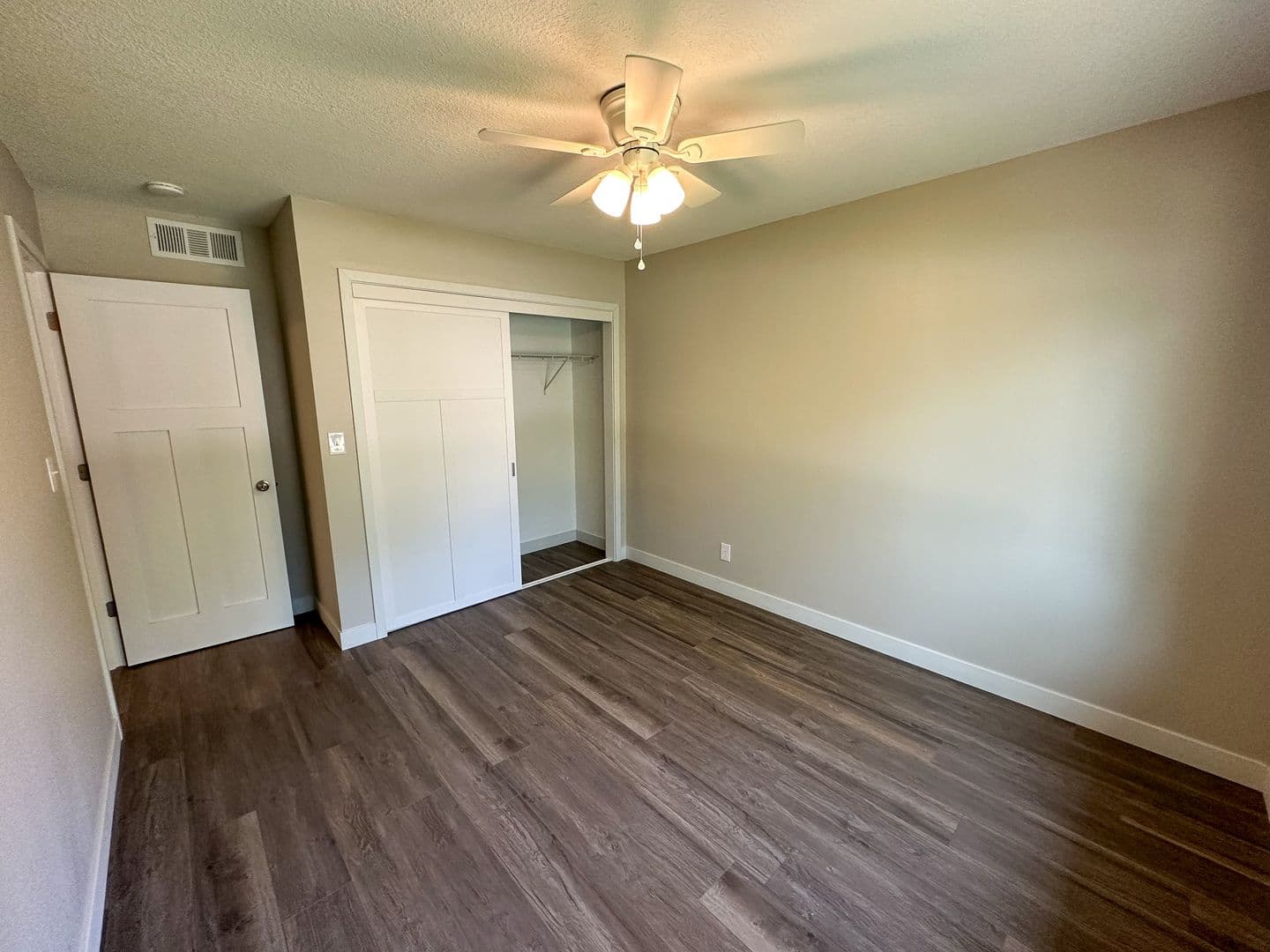 Ames House: 3419 Taft Ave